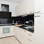 Baki * Яйце