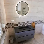 Apartment Baki *